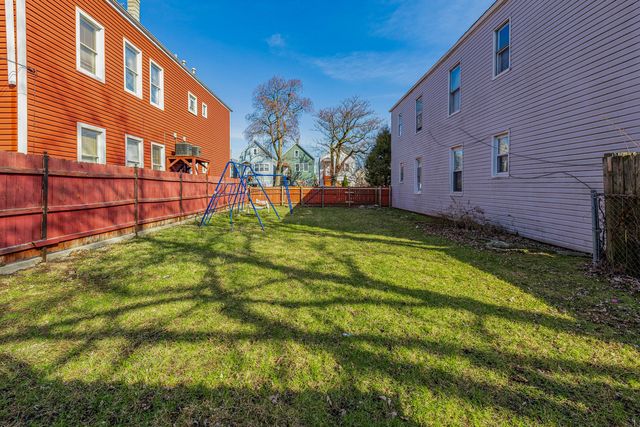 5238 S Francisco Avenue, Chicago, IL 60632