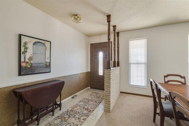 941 NW 32nd Street, Moore, OK 73160