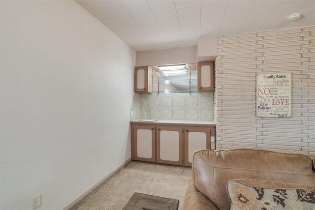 941 NW 32nd Street, Moore, OK 73160