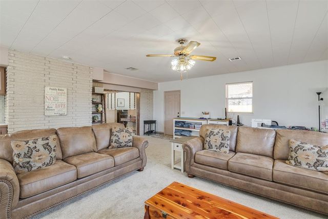 941 NW 32nd Street, Moore, OK 73160