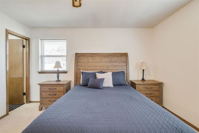 941 NW 32nd Street, Moore, OK 73160