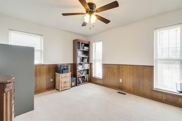 941 NW 32nd Street, Moore, OK 73160