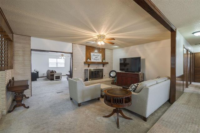 941 NW 32nd Street, Moore, OK 73160