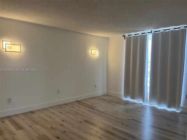 8530 Byron Ave 402, Miami Beach, FL 33141