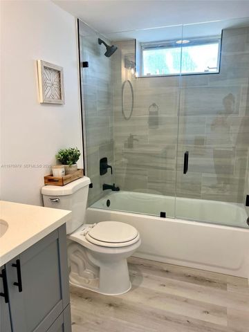 8530 Byron Ave 402, Miami Beach, FL 33141