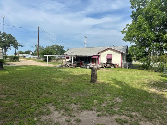 567 N Rice, Hamilton, TX 76531
