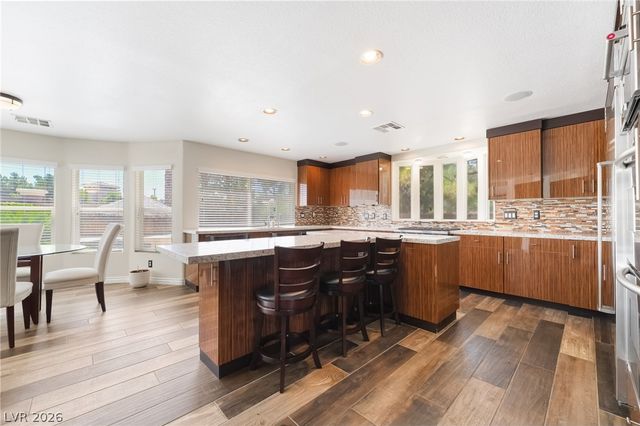 11280 Pentland Downs Street, Las Vegas, NV 89141