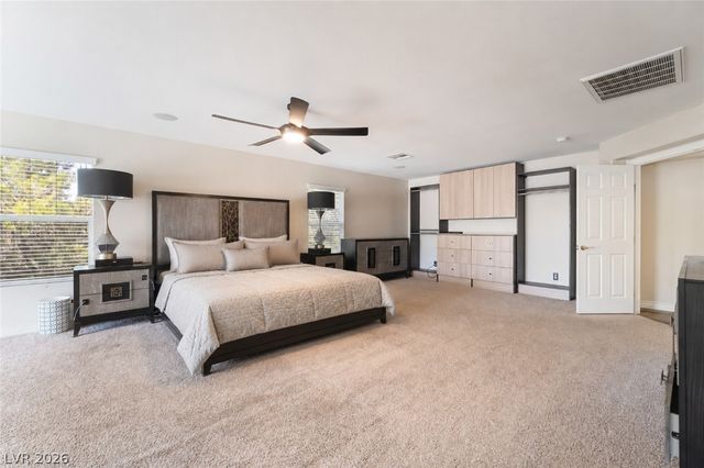 11280 Pentland Downs Street, Las Vegas, NV 89141