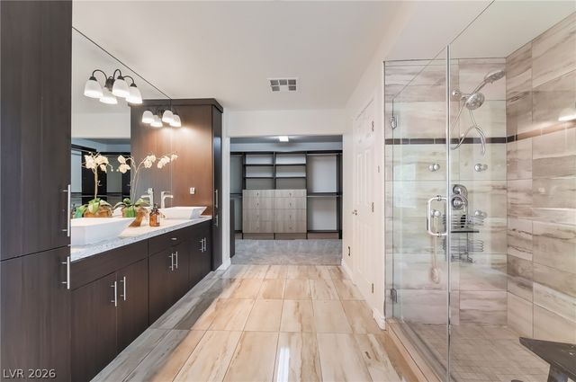 11280 Pentland Downs Street, Las Vegas, NV 89141