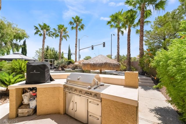 11280 Pentland Downs Street, Las Vegas, NV 89141