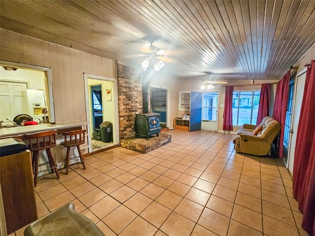 1200 E Twelfth Street, Sweetwater, TX 79556