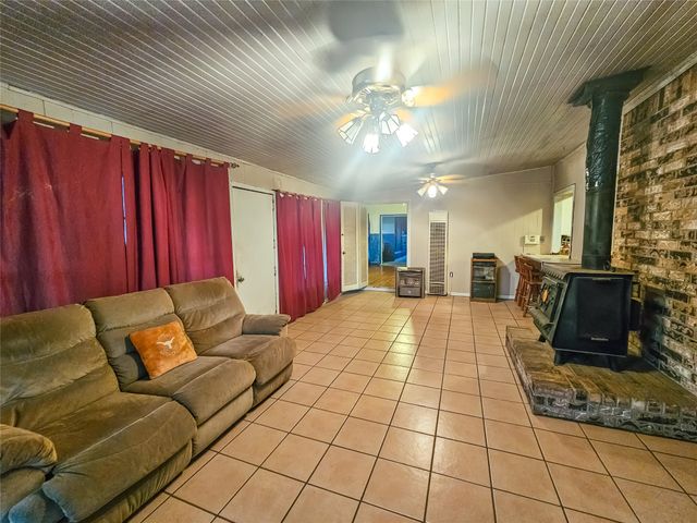 1200 E Twelfth Street, Sweetwater, TX 79556