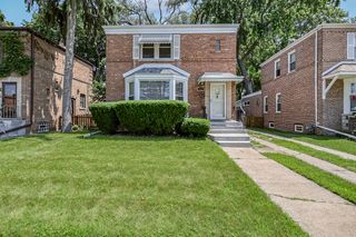 9121 S Utica Avenue, Evergreen Park, IL 60805