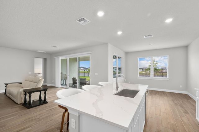 6377 NW Cloverdale Avenue, Port St Lucie, FL 34987