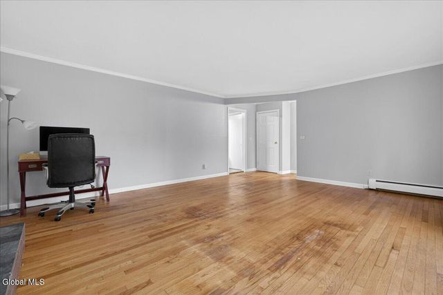 4 N Center Lane, Clifton Park, NY 12019