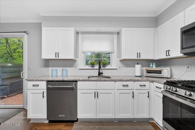4 N Center Lane, Clifton Park, NY 12019