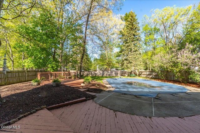 4 N Center Lane, Clifton Park, NY 12019