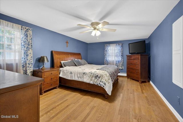 4 N Center Lane, Clifton Park, NY 12019