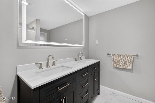 4 N Center Lane, Clifton Park, NY 12019