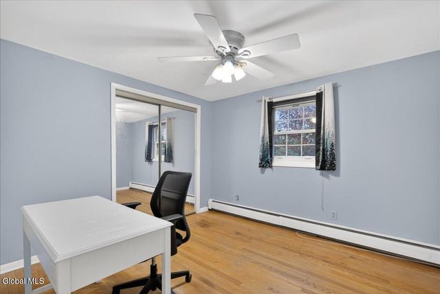 4 N Center Lane, Clifton Park, NY 12019