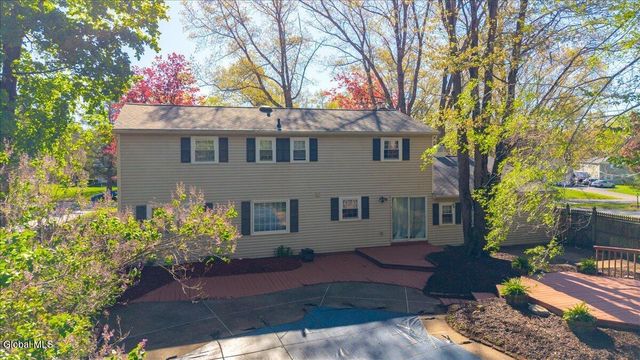 4 N Center Lane, Clifton Park, NY 12019