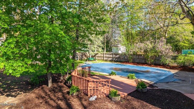 4 N Center Lane, Clifton Park, NY 12019