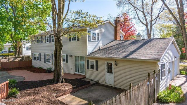 4 N Center Lane, Clifton Park, NY 12019