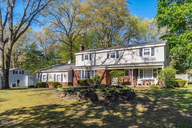 4 N Center Lane, Clifton Park, NY 12019