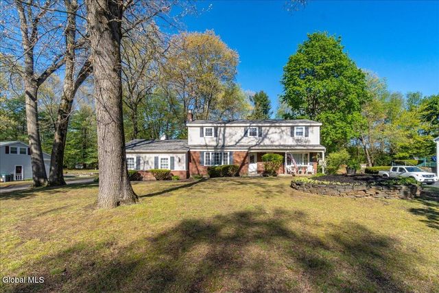 4 N Center Lane, Clifton Park, NY 12019
