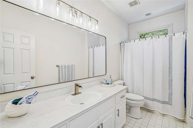 802 Eastside Pointe, Woodstock, GA 30189