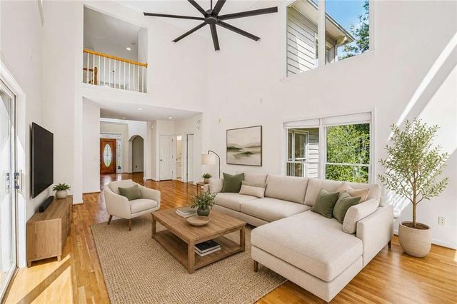 802 Eastside Pointe, Woodstock, GA 30189
