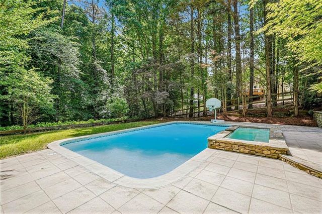 802 Eastside Pointe, Woodstock, GA 30189