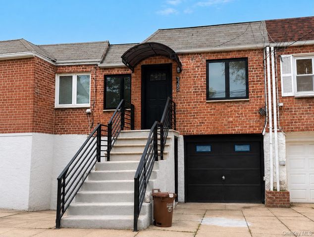 73-05 Cook Avenue, Middle Village, NY 11379