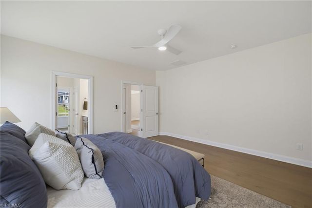 1640 Cross Village Avenue, Kernersville, NC 27284