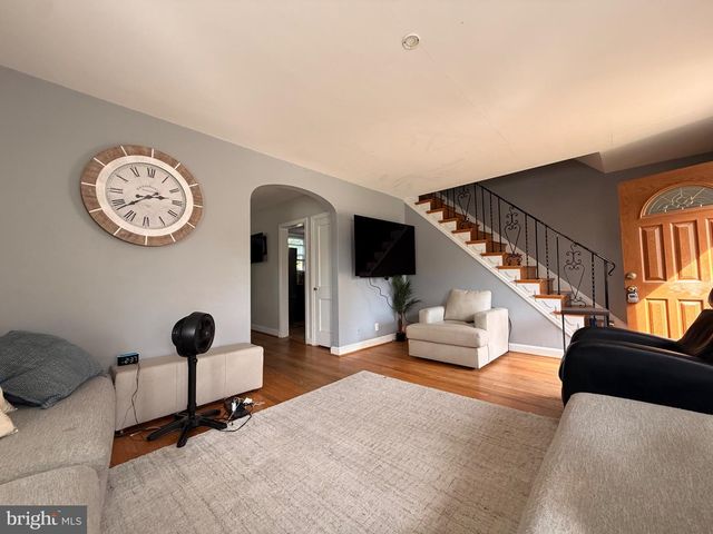 1516 BURMONT RD, Havertown, PA 19083
