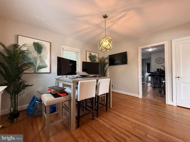 1516 BURMONT RD, Havertown, PA 19083