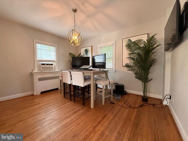 1516 BURMONT RD, Havertown, PA 19083