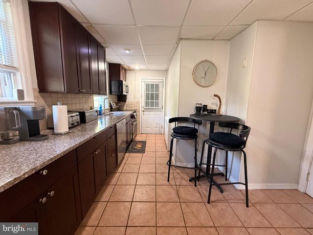 1516 BURMONT RD, Havertown, PA 19083