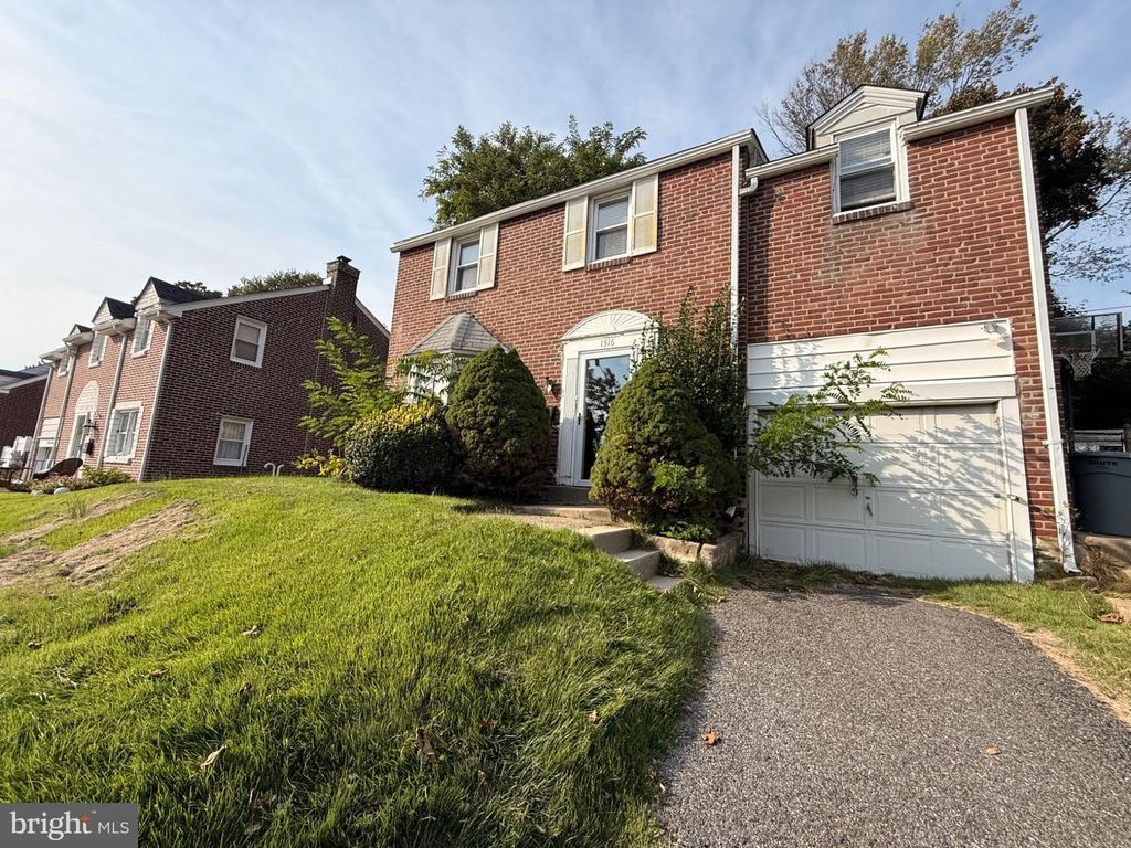 1516 BURMONT RD, Havertown, PA 19083