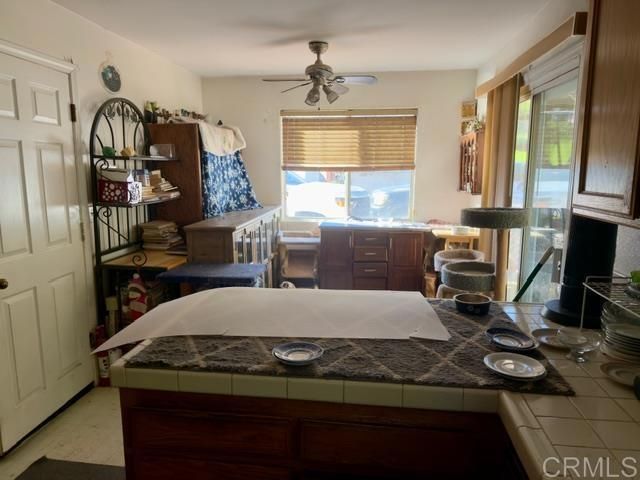 1158 Meadow Lake Drive, Vista, CA 92084