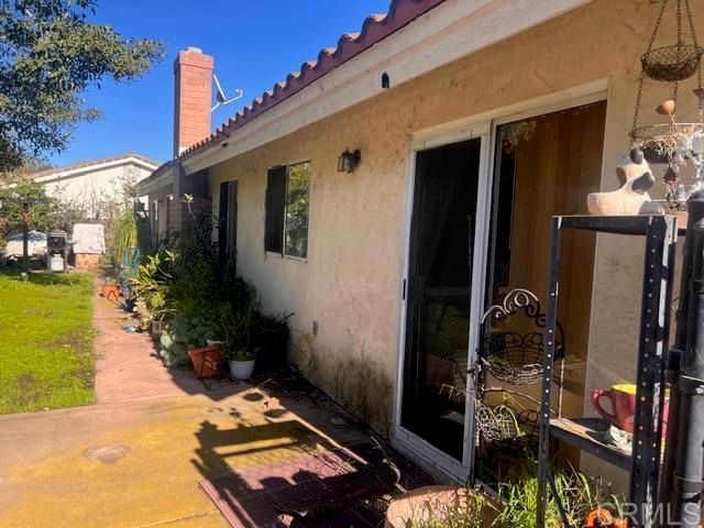 1158 Meadow Lake Drive, Vista, CA 92084