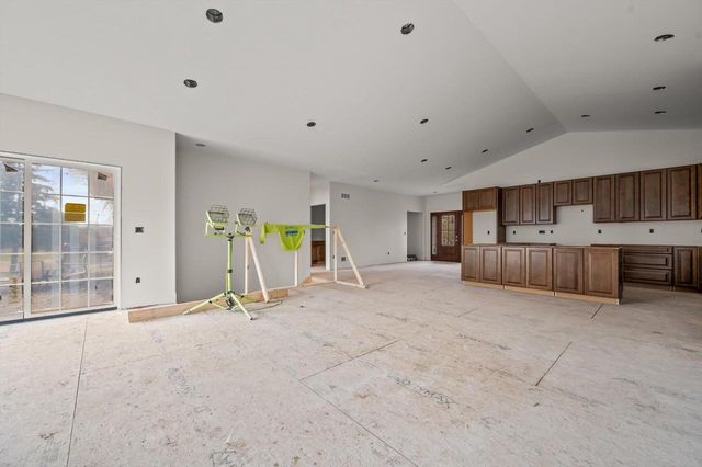 S63W13464 Windsor ROAD, Muskego, WI 53150