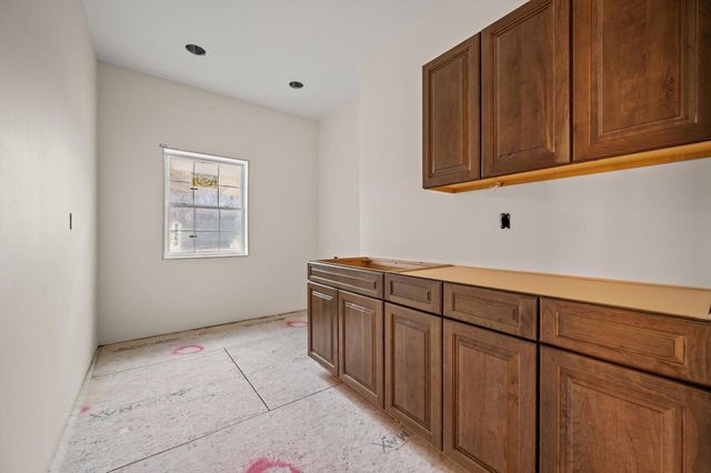 S63W13464 Windsor ROAD, Muskego, WI 53150