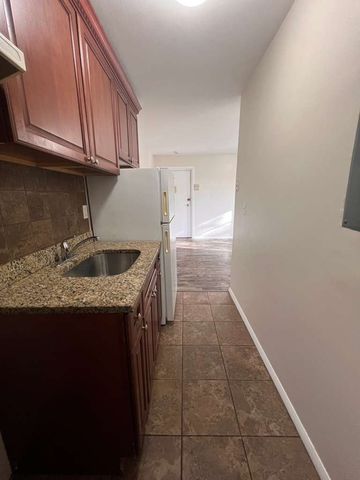 76 Palisade Avenue A3, Bridgeport, CT 06610