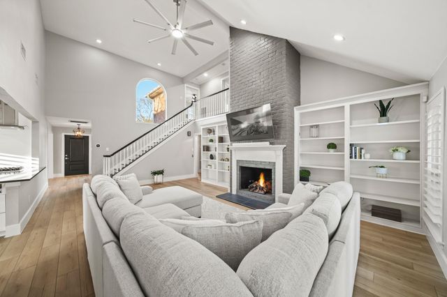 2011 Plantation Drive, Richmond, TX 77406