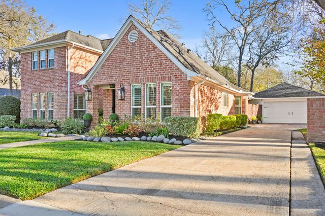 2011 Plantation Drive, Richmond, TX 77406