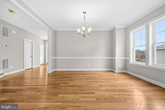 5807 BEECHER ST, Cheverly, MD 20785