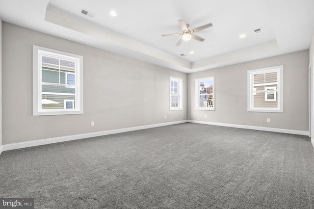 5807 BEECHER ST, Cheverly, MD 20785