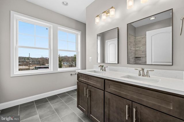 5807 BEECHER ST, Cheverly, MD 20785