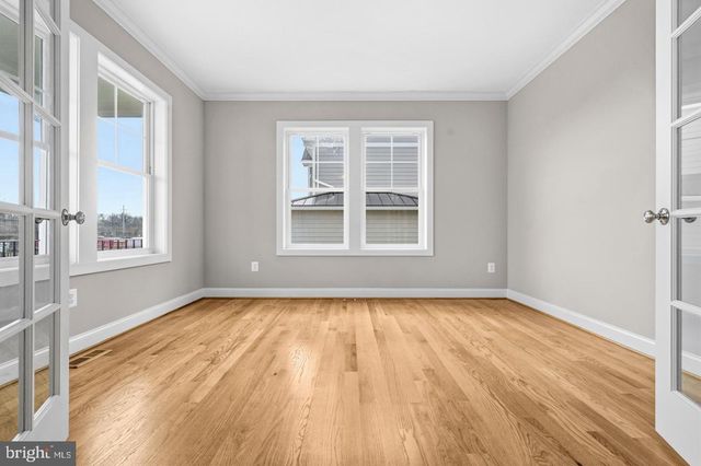 5807 BEECHER ST, Cheverly, MD 20785